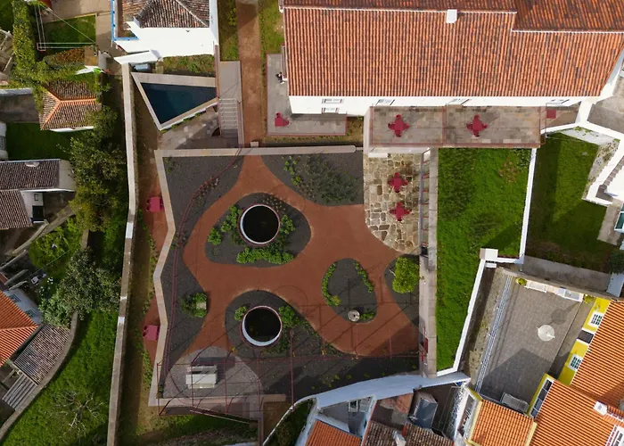 Angra + * Angra do Heroísmo