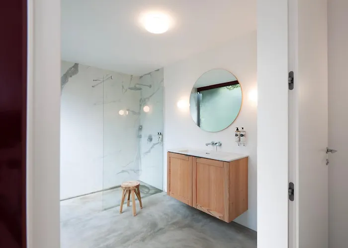 Angra + Apartament Angra do Heroísmo