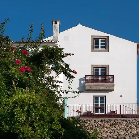 Angra + Apartment *