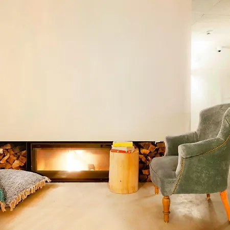 아파트 Angra + 앙그라두에루이스무